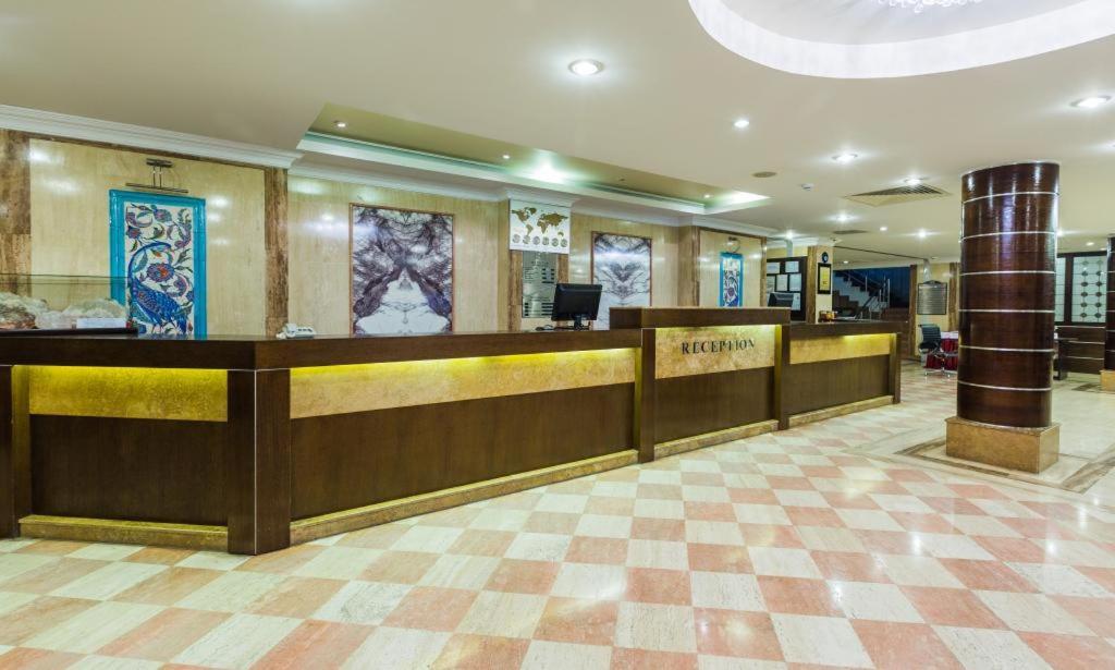 Queen Thermal Resort Hotel Emet Exteriér fotografie